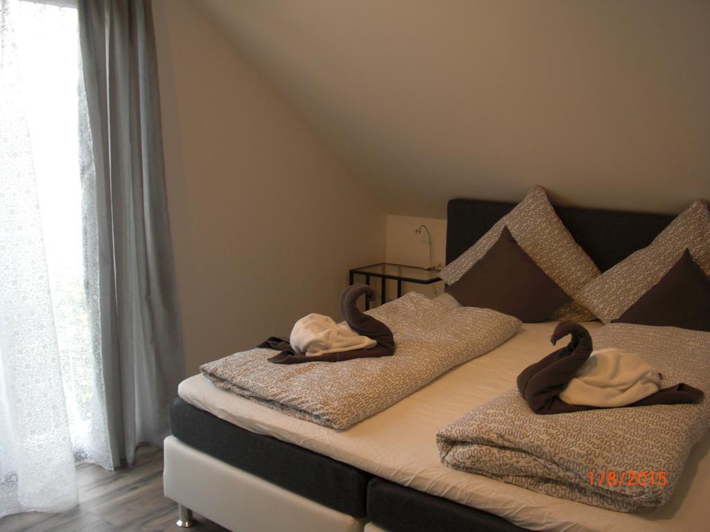 Ferienwohnung Misita Rust Habitación foto